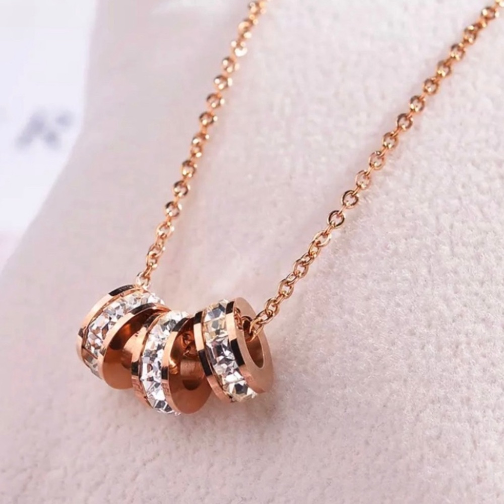 Elegant 3-Ring Rose Gold Stainless Steel Necklace Accessory Jewelry